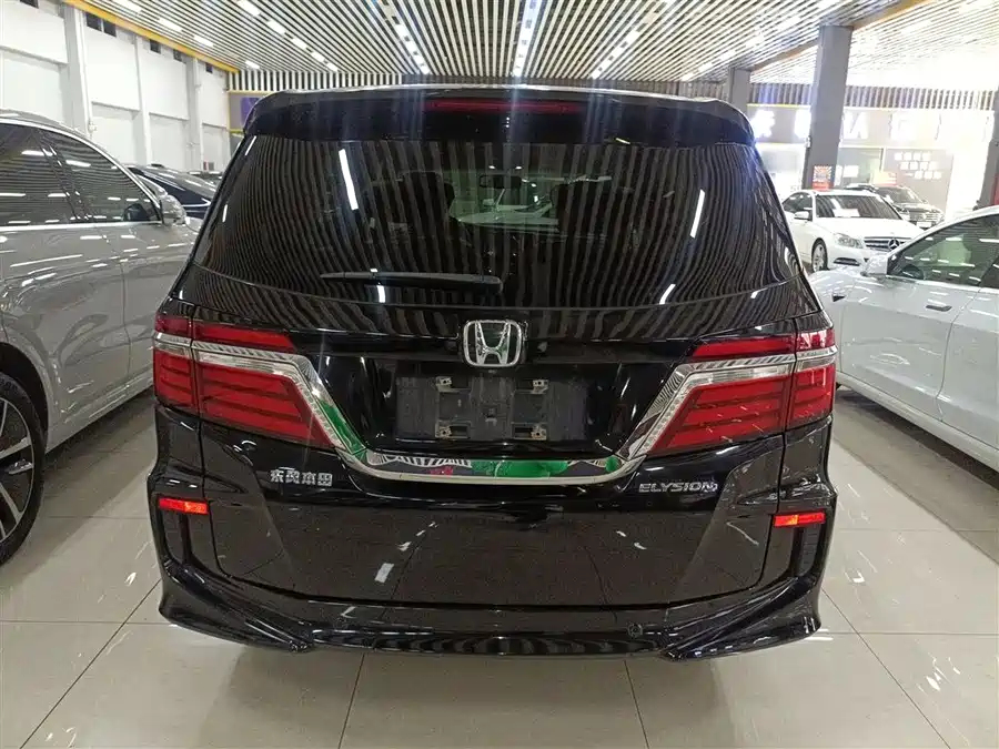 Honda Honda XR-V в цвете и кузовом – это идеальный выбор среди китайских автомобилей. Доступная цена и надежность гарантированы.