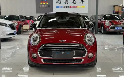 MINI MINI COUNTRYMAN в цвете и кузовом – это идеальный выбор среди китайских автомобилей. Доступная цена и надежность гарантированы.