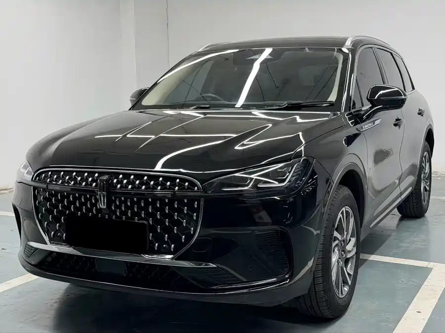 Lincoln Lincoln Corsair в цвете и кузовом – это идеальный выбор среди китайских автомобилей. Доступная цена и надежность гарантированы.
