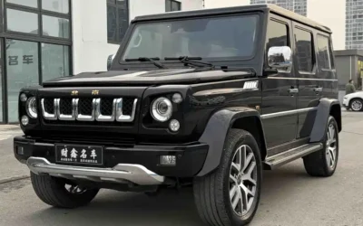 Beijing Off-road BAIC BJ40 в цвете и кузовом – это идеальный выбор среди китайских автомобилей. Доступная цена и надежность гарантированы.