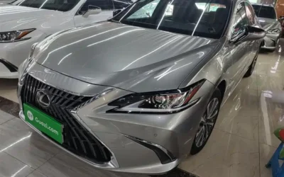 Lexus Lexus ES в цвете и кузовом – это идеальный выбор среди китайских автомобилей. Доступная цена и надежность гарантированы.