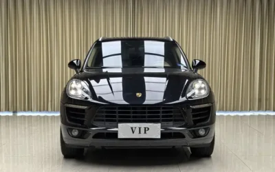 Porsche Porsche 718 в цвете и кузовом – это идеальный выбор среди китайских автомобилей. Доступная цена и надежность гарантированы.