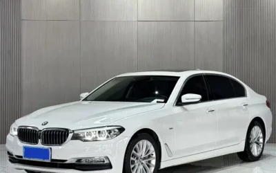 BMW BMW 3 Series в цвете и кузовом – это идеальный выбор среди китайских автомобилей. Доступная цена и надежность гарантированы.