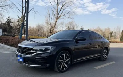 Volkswagen Volkswagen Passat в цвете и кузовом – это идеальный выбор среди китайских автомобилей. Доступная цена и надежность гарантированы.
