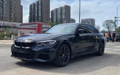 BMW BMW 3 Series в цвете и кузовом – это идеальный выбор среди китайских автомобилей. Доступная цена и надежность гарантированы.