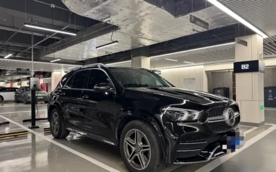 Mercedes-Benz Mercedes-Benz V-Class в цвете и кузовом – это идеальный выбор среди китайских автомобилей. Доступная цена и надежность гарантированы.