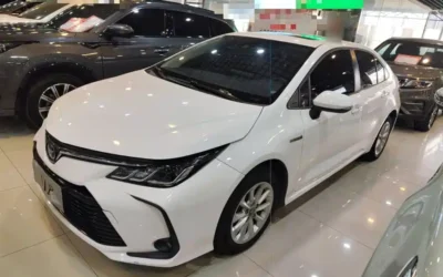 Toyota Toyota Rav4 в цвете и кузовом – это идеальный выбор среди китайских автомобилей. Доступная цена и надежность гарантированы.