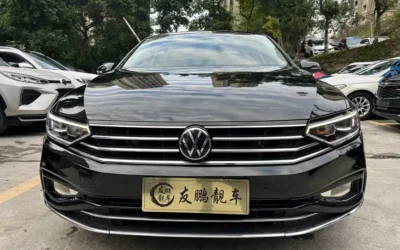 Volkswagen Volkswagen Phideon в цвете и кузовом – это идеальный выбор среди китайских автомобилей. Доступная цена и надежность гарантированы.