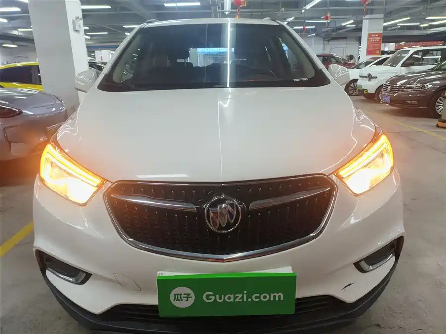 Buick Buick Encore в цвете и кузовом – это идеальный выбор среди китайских автомобилей. Доступная цена и надежность гарантированы.