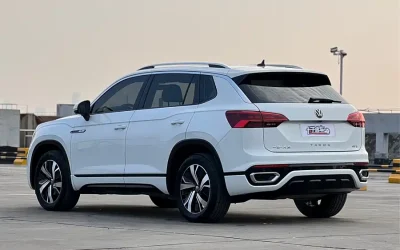 BMW BMW X3 в цвете и кузовом – это идеальный выбор среди китайских автомобилей. Доступная цена и надежность гарантированы.