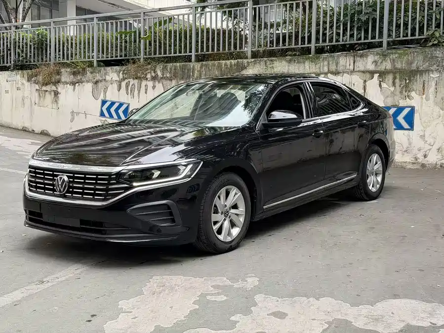 Volkswagen Volkswagen Passat в цвете и кузовом – это идеальный выбор среди китайских автомобилей. Доступная цена и надежность гарантированы.