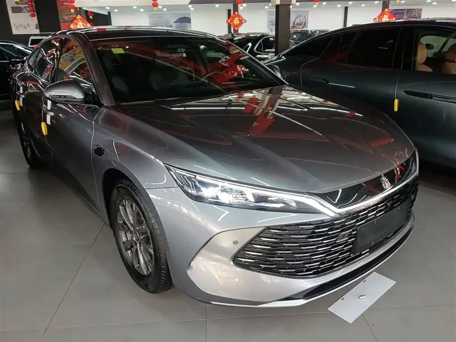 BYD BYD Qin L в цвете и кузовом – это идеальный выбор среди китайских автомобилей. Доступная цена и надежность гарантированы.