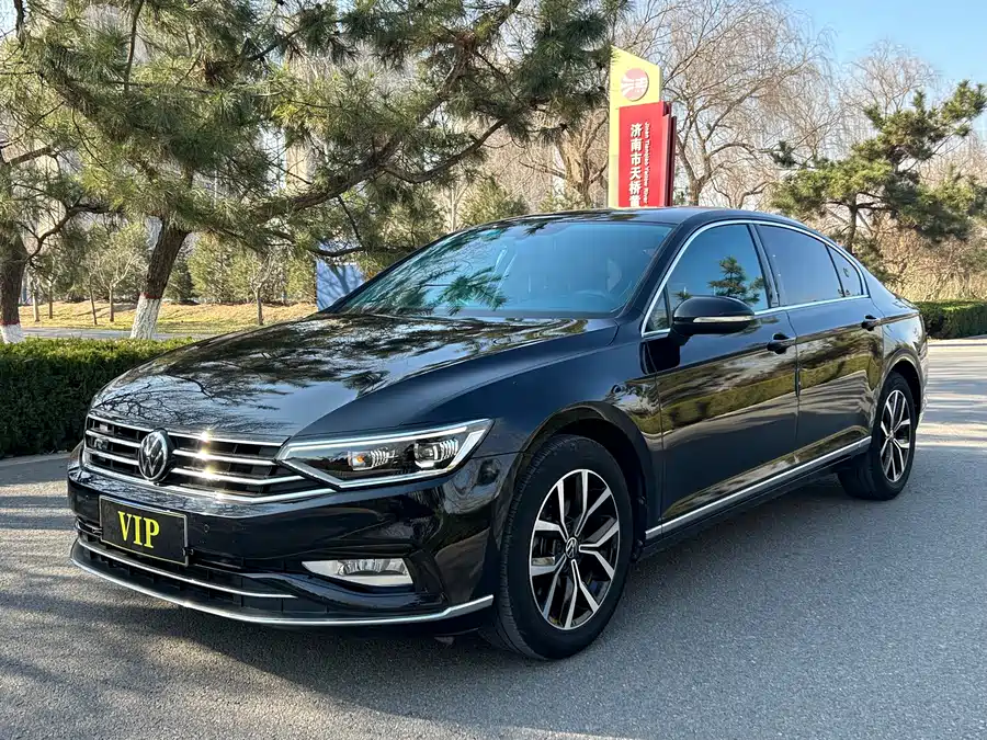 Volkswagen Volkswagen Tiguan L в цвете и кузовом – это идеальный выбор среди китайских автомобилей. Доступная цена и надежность гарантированы.