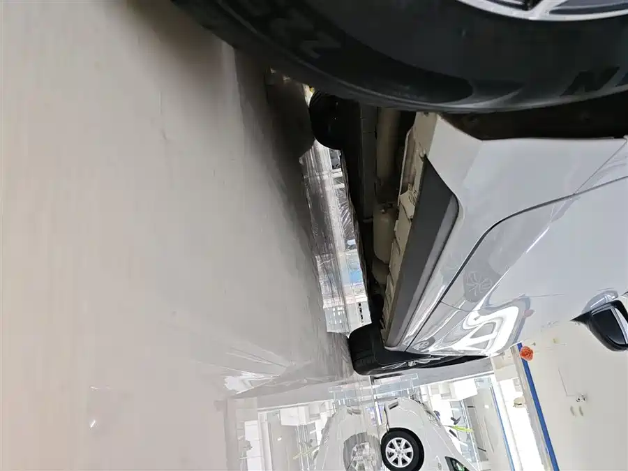 Ford Ford Focus в цвете и кузовом – это идеальный выбор среди китайских автомобилей. Доступная цена и надежность гарантированы.