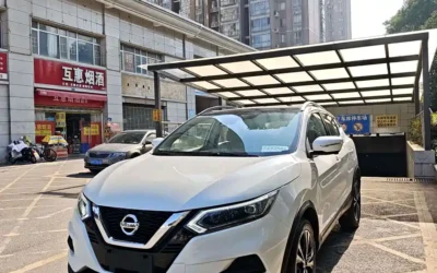 Nissan Nissan Tiida в цвете и кузовом – это идеальный выбор среди китайских автомобилей. Доступная цена и надежность гарантированы.