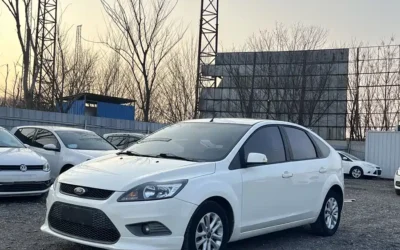 Ford Ford Focus в цвете и кузовом – это идеальный выбор среди китайских автомобилей. Доступная цена и надежность гарантированы.