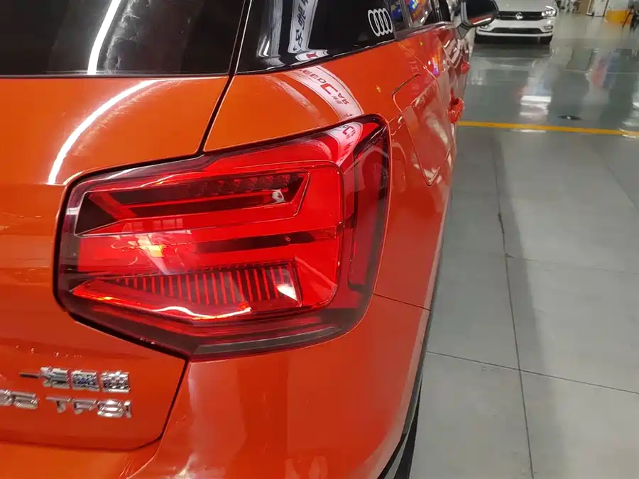 BMW BMW 1 Series в цвете и кузовом – это идеальный выбор среди китайских автомобилей. Доступная цена и надежность гарантированы.