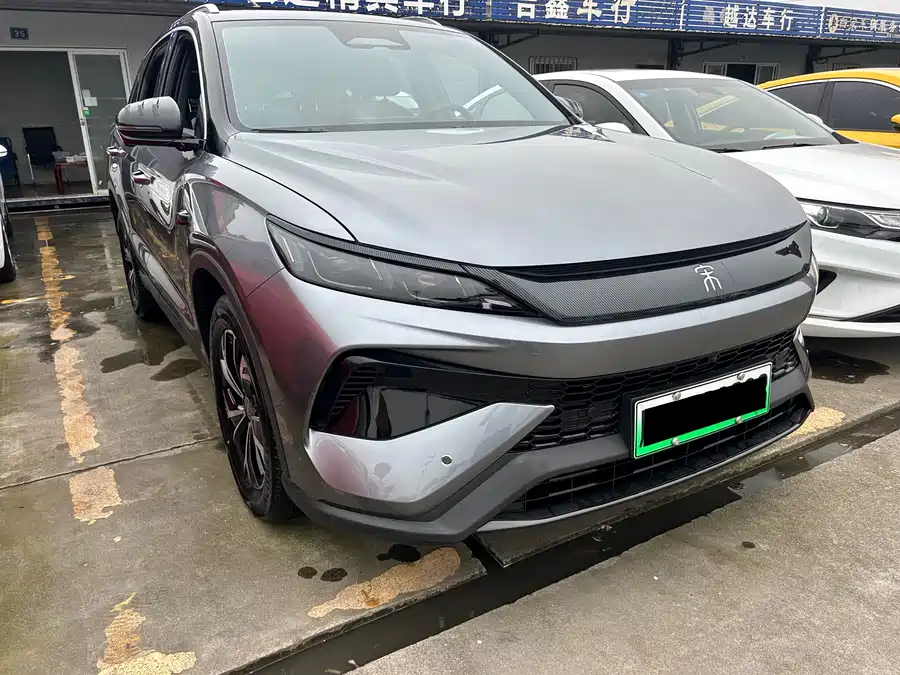 Land Rover Land Rover Range Rover Evoque в цвете и кузовом – это идеальный выбор среди китайских автомобилей. Доступная цена и надежность гарантированы.