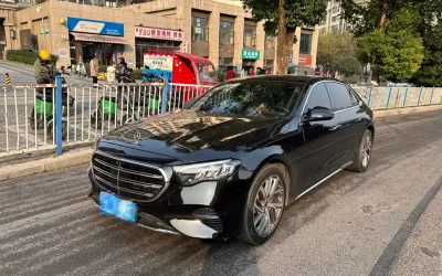 Mercedes-Benz Mercedes-Benz C-Class в цвете и кузовом – это идеальный выбор среди китайских автомобилей. Доступная цена и надежность гарантированы.