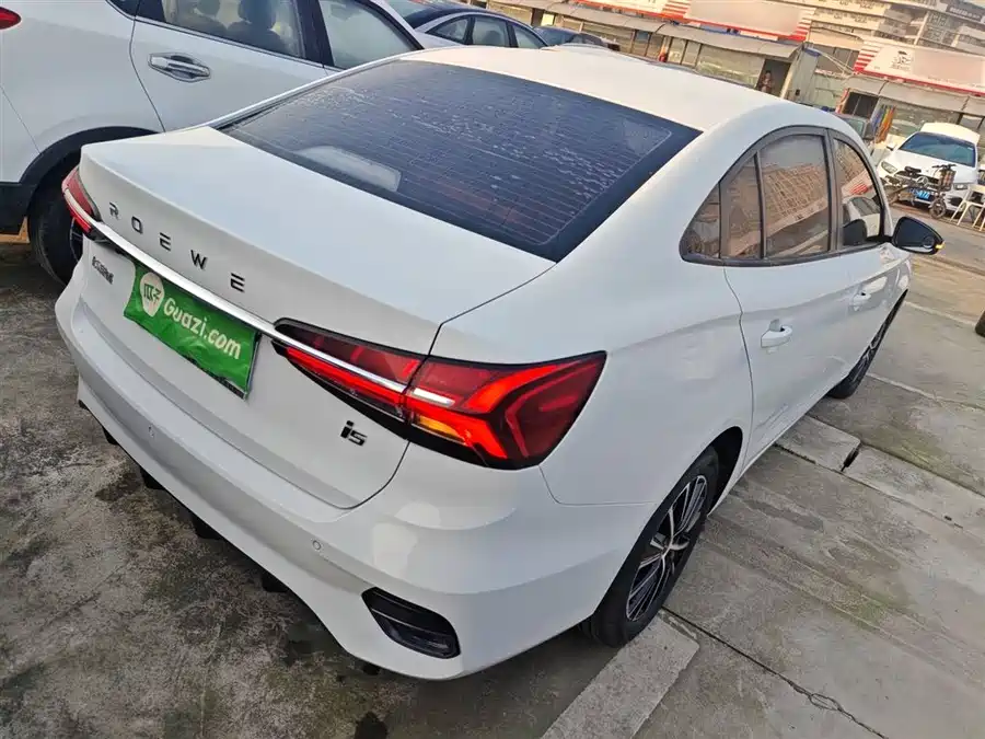 Li Auto LI ONE в цвете и кузовом – это идеальный выбор среди китайских автомобилей. Доступная цена и надежность гарантированы.