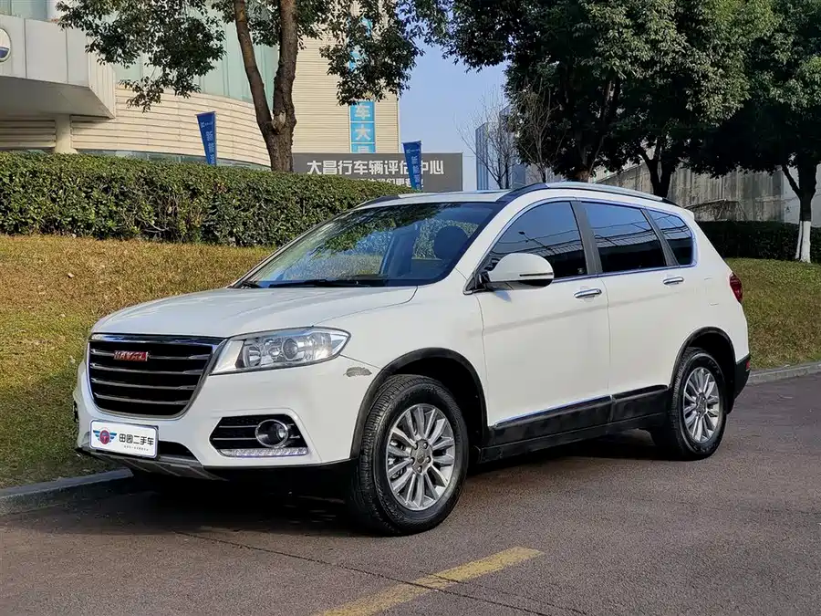Mercedes-Benz Mercedes-Benz GLB в цвете и кузовом – это идеальный выбор среди китайских автомобилей. Доступная цена и надежность гарантированы.