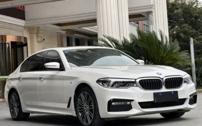 BMW BMW iX3 в цвете и кузовом – это идеальный выбор среди китайских автомобилей. Доступная цена и надежность гарантированы.