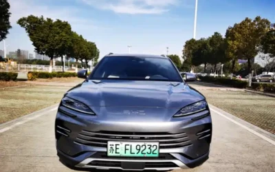 BYD BYD XIA в цвете и кузовом – это идеальный выбор среди китайских автомобилей. Доступная цена и надежность гарантированы.
