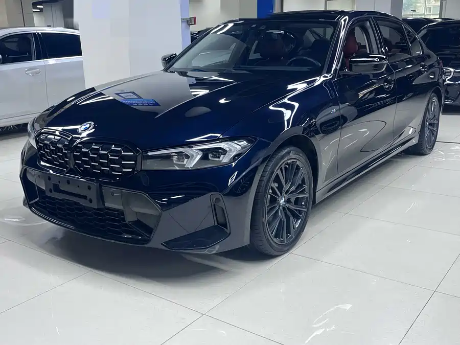 BMW BMW 3 Series в цвете и кузовом – это идеальный выбор среди китайских автомобилей. Доступная цена и надежность гарантированы.