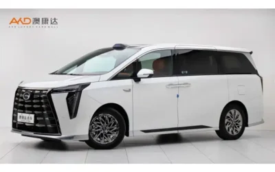 GAC Trumpchi Trumpchi Xiangwang M8 в цвете и кузовом – это идеальный выбор среди китайских автомобилей. Доступная цена и надежность гарантированы.