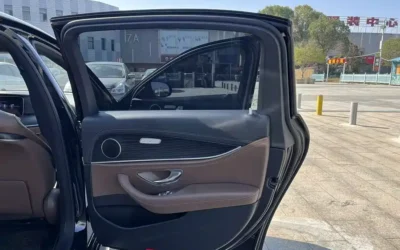 Mercedes-Benz Mercedes-Benz C-Class в цвете и кузовом – это идеальный выбор среди китайских автомобилей. Доступная цена и надежность гарантированы.