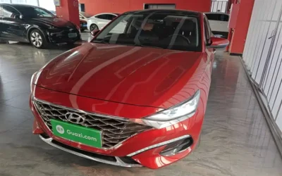 Hyundai Hyundai Elantra в цвете и кузовом – это идеальный выбор среди китайских автомобилей. Доступная цена и надежность гарантированы.