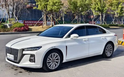 Hongqi Hongqi HS3 PHEV в цвете и кузовом – это идеальный выбор среди китайских автомобилей. Доступная цена и надежность гарантированы.