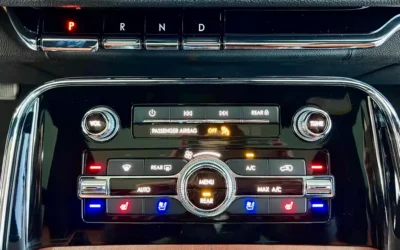 Lincoln Lincoln MKC в цвете и кузовом – это идеальный выбор среди китайских автомобилей. Доступная цена и надежность гарантированы.