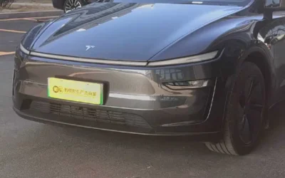 Tesla Tesla Model 3 в цвете и кузовом – это идеальный выбор среди китайских автомобилей. Доступная цена и надежность гарантированы.