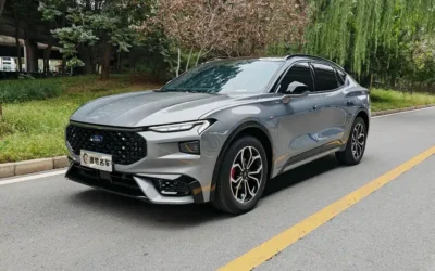 Ford Ford Focus в цвете и кузовом – это идеальный выбор среди китайских автомобилей. Доступная цена и надежность гарантированы.