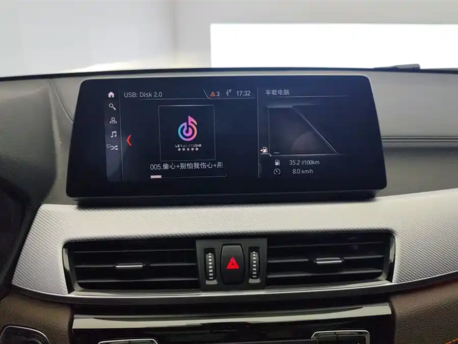 NIO NIO ET5T в цвете и кузовом – это идеальный выбор среди китайских автомобилей. Доступная цена и надежность гарантированы.