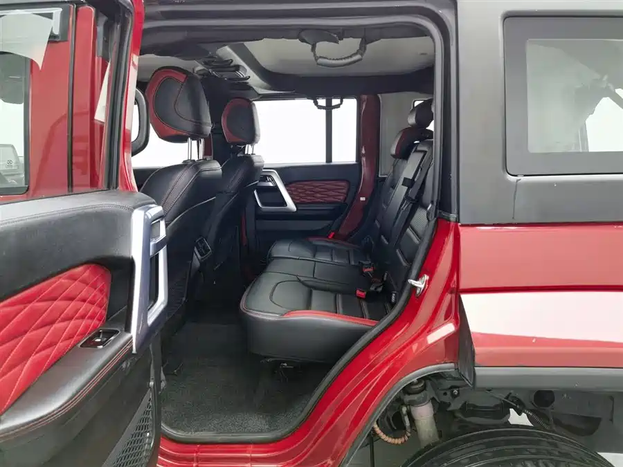 Roewe Roewe D7 в цвете и кузовом – это идеальный выбор среди китайских автомобилей. Доступная цена и надежность гарантированы.
