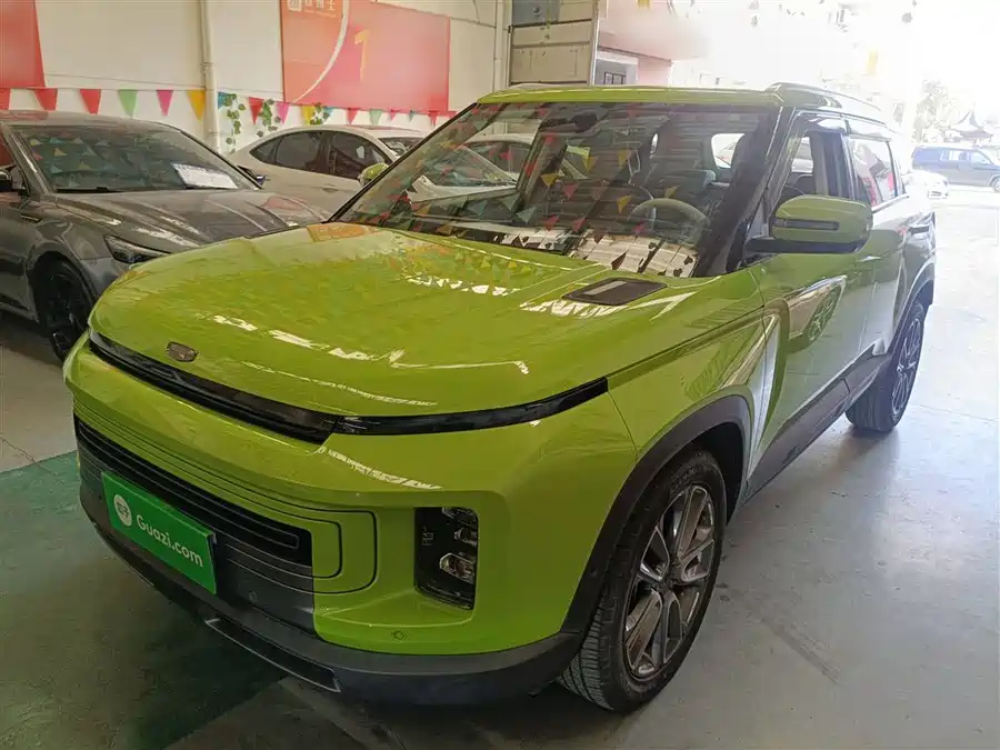 BYD BYD Yuan EV в цвете и кузовом – это идеальный выбор среди китайских автомобилей. Доступная цена и надежность гарантированы.