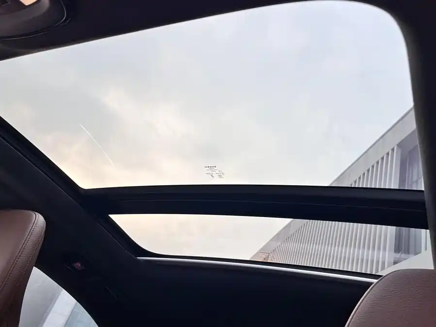 Volvo Volvo S60 в цвете и кузовом – это идеальный выбор среди китайских автомобилей. Доступная цена и надежность гарантированы.