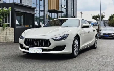 Maserati Maserati Ghibli в цвете и кузовом – это идеальный выбор среди китайских автомобилей. Доступная цена и надежность гарантированы.