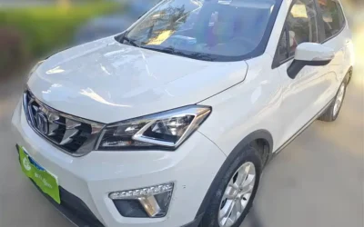Chevrolet Chevrolet Monza в цвете и кузовом – это идеальный выбор среди китайских автомобилей. Доступная цена и надежность гарантированы.