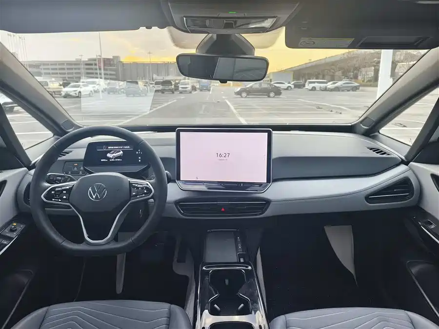Volkswagen Volkswagen Lavida в цвете и кузовом – это идеальный выбор среди китайских автомобилей. Доступная цена и надежность гарантированы.