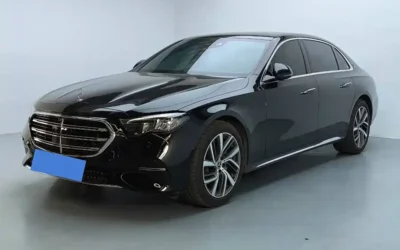 Mercedes-Benz Mercedes-Benz V-Class в цвете и кузовом – это идеальный выбор среди китайских автомобилей. Доступная цена и надежность гарантированы.