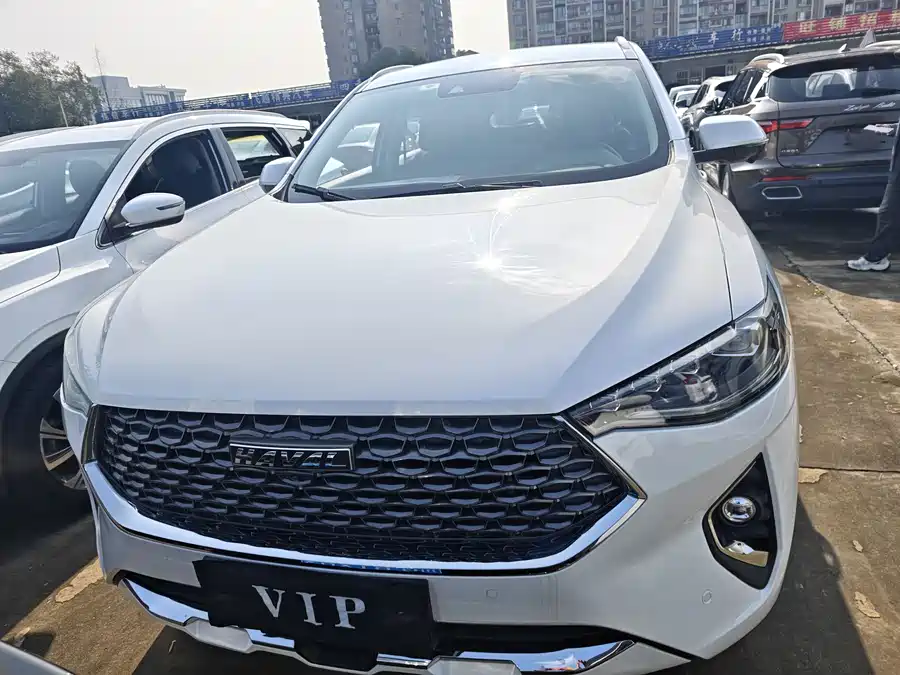 Haval Haval F7 в цвете и кузовом – это идеальный выбор среди китайских автомобилей. Доступная цена и надежность гарантированы.