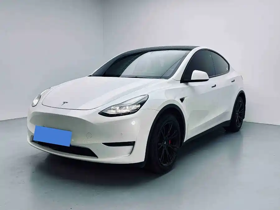 Tesla Tesla Model Y в цвете и кузовом – это идеальный выбор среди китайских автомобилей. Доступная цена и надежность гарантированы.