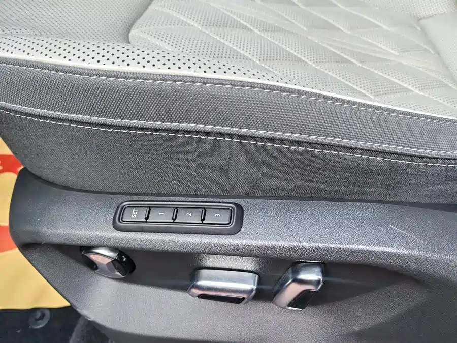 Volkswagen Volkswagen Tavendor в цвете и кузовом – это идеальный выбор среди китайских автомобилей. Доступная цена и надежность гарантированы.