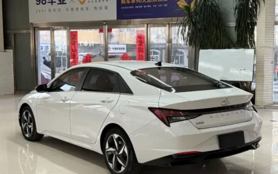Hyundai Hyundai Elantra в цвете и кузовом – это идеальный выбор среди китайских автомобилей. Доступная цена и надежность гарантированы.