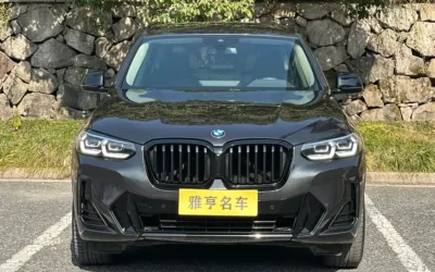 BMW BMW iX3 в цвете и кузовом – это идеальный выбор среди китайских автомобилей. Доступная цена и надежность гарантированы.