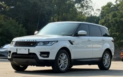 Land Rover Land Rover Range Rover в цвете и кузовом – это идеальный выбор среди китайских автомобилей. Доступная цена и надежность гарантированы.