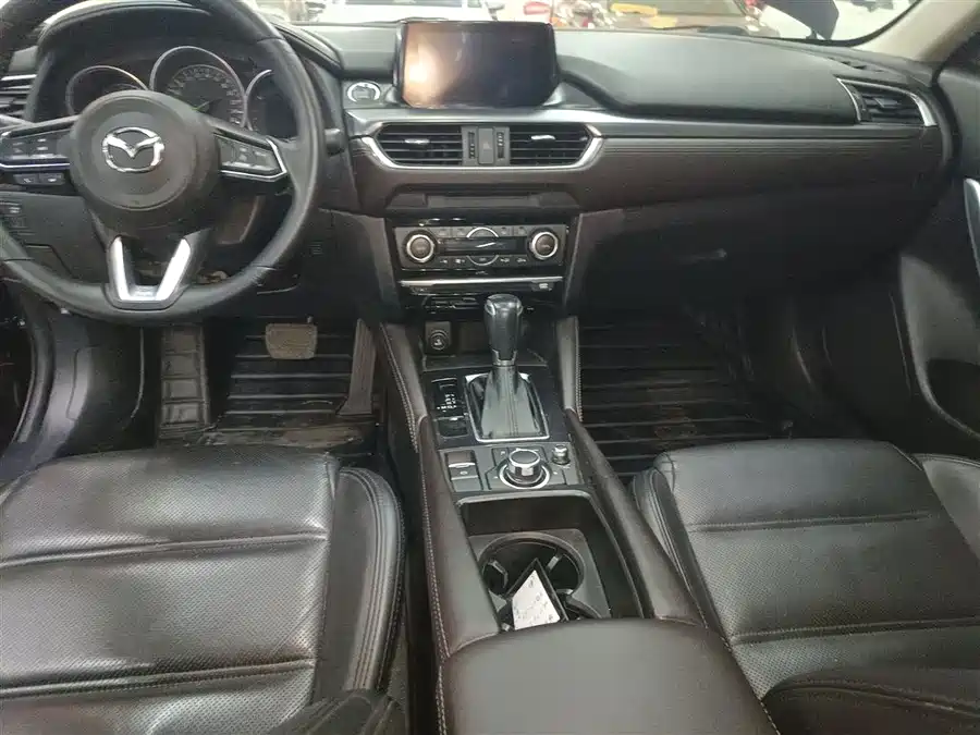 Mazda Mazda Atenza в цвете и кузовом – это идеальный выбор среди китайских автомобилей. Доступная цена и надежность гарантированы.